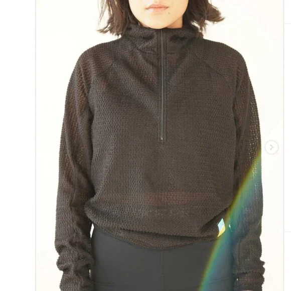 Senchi Designs A90 Half-Zip Hoodie- Medium - Picture 3 of 3